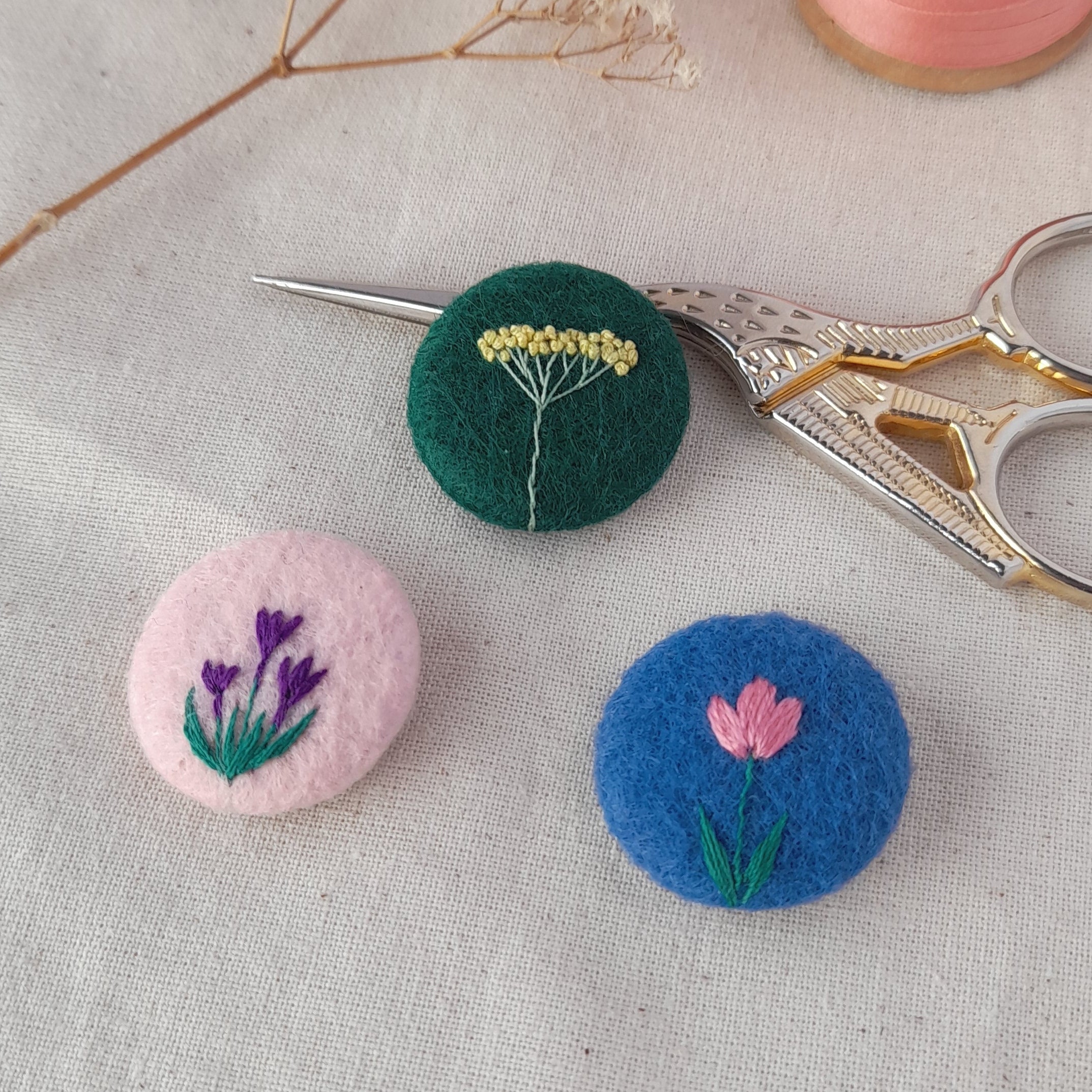 Tulip and crocus set - amypanda
