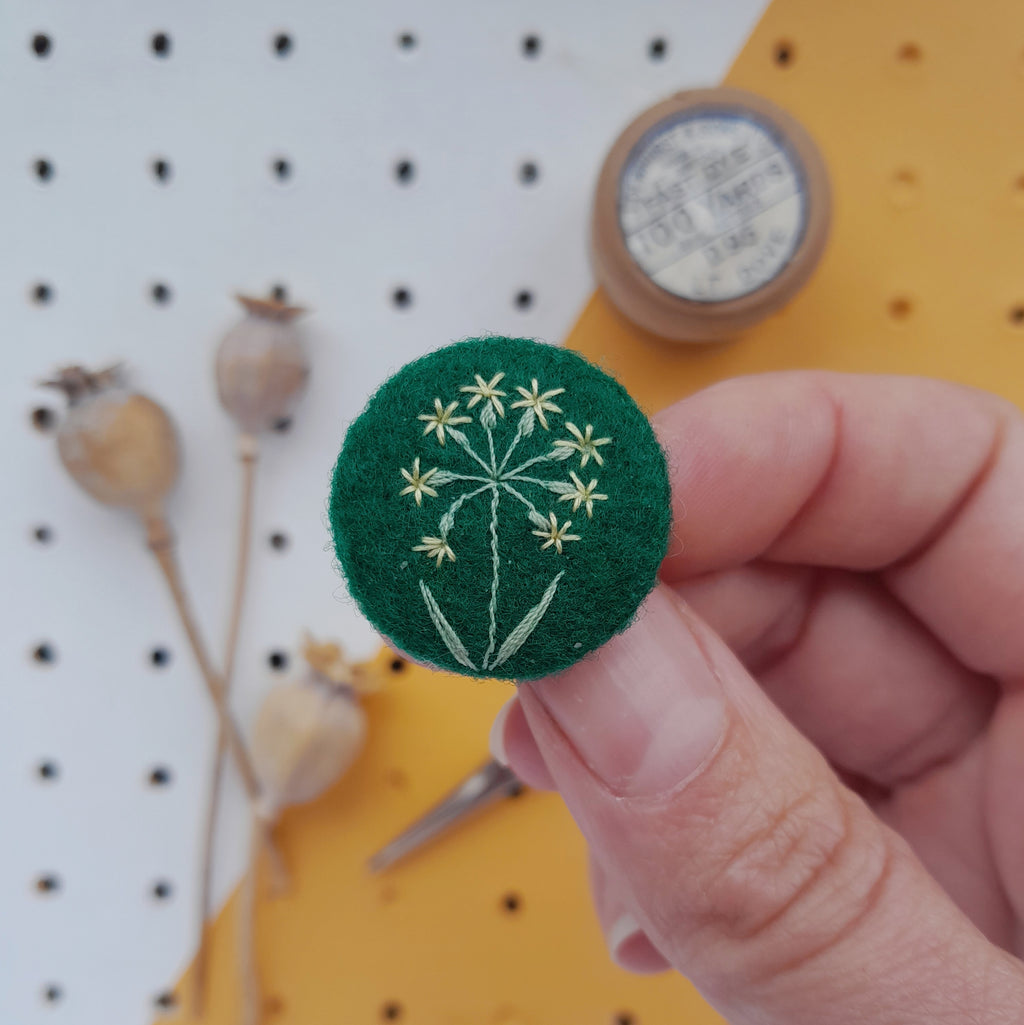 cowslip badge - amypanda