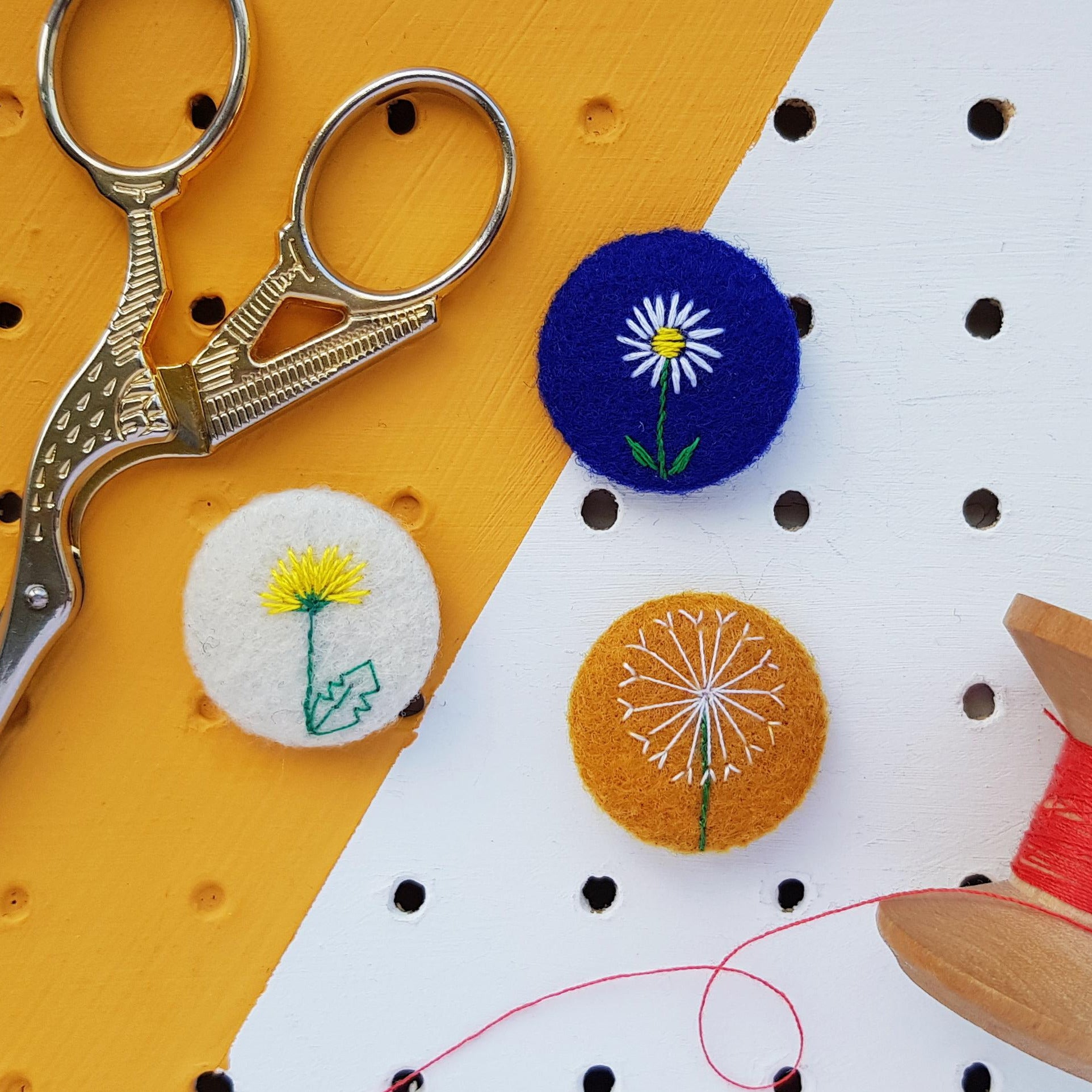 dandelion, dandelion clock and daisy embroidered badge set