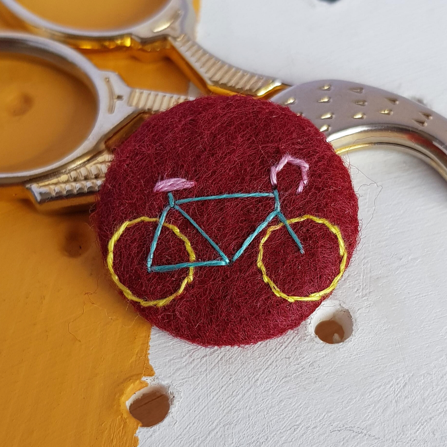 bicycle embroidered badge - burgundy
