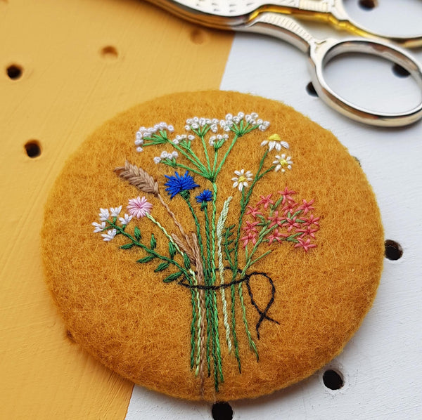 embroidered floral badge - mustard